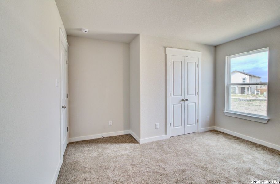 Spacious, unfurnished interior of a new home in Prairie Green, Converse (Image 11).
