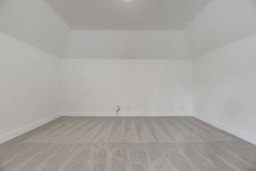 Spacious, unfurnished interior of a new home in Walton Ridge, Corinth (Image 18).