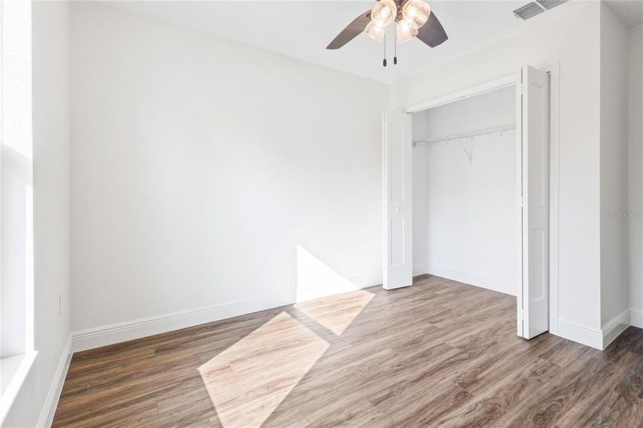 Spacious, unfurnished interior of a new home in , Williston (Image 28).