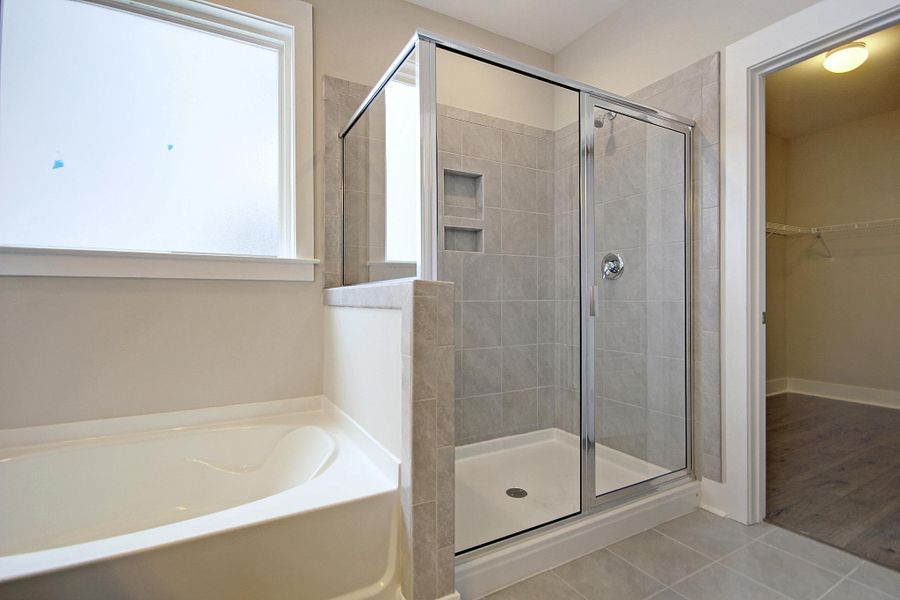 Belmont Master Bathroom Separate Tub & Shower Belmont Master Bathroom Separate Tub & Shower
