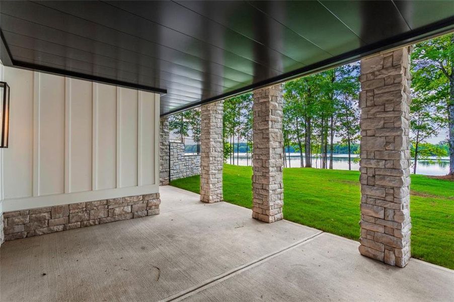 Exterior details and patio area of a home in , Greensboro (Image 4).