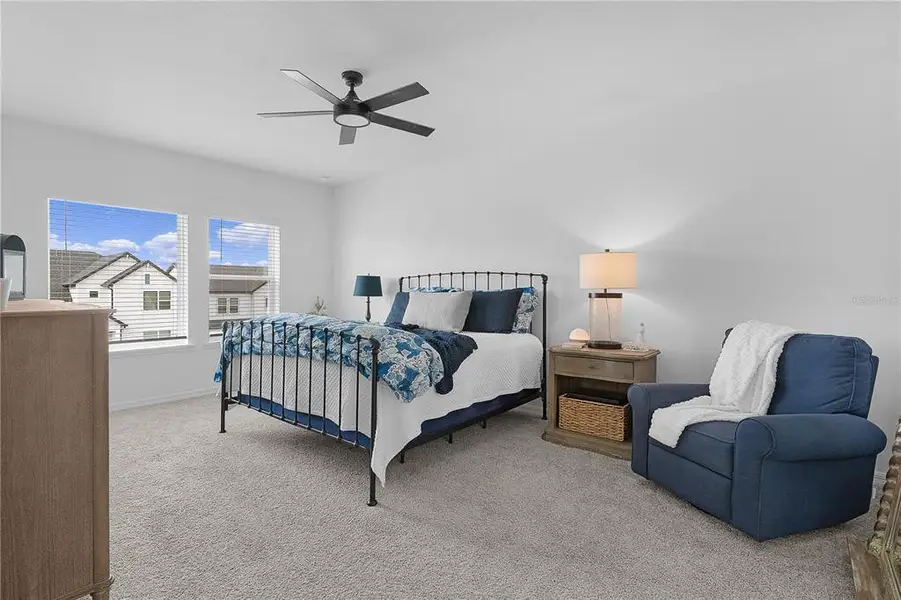 Furnished interior view inside a new home in , Clermont (Image 43).