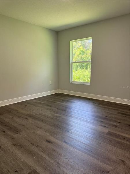 Spacious, unfurnished interior of a new home in , Ocala (Image 15).