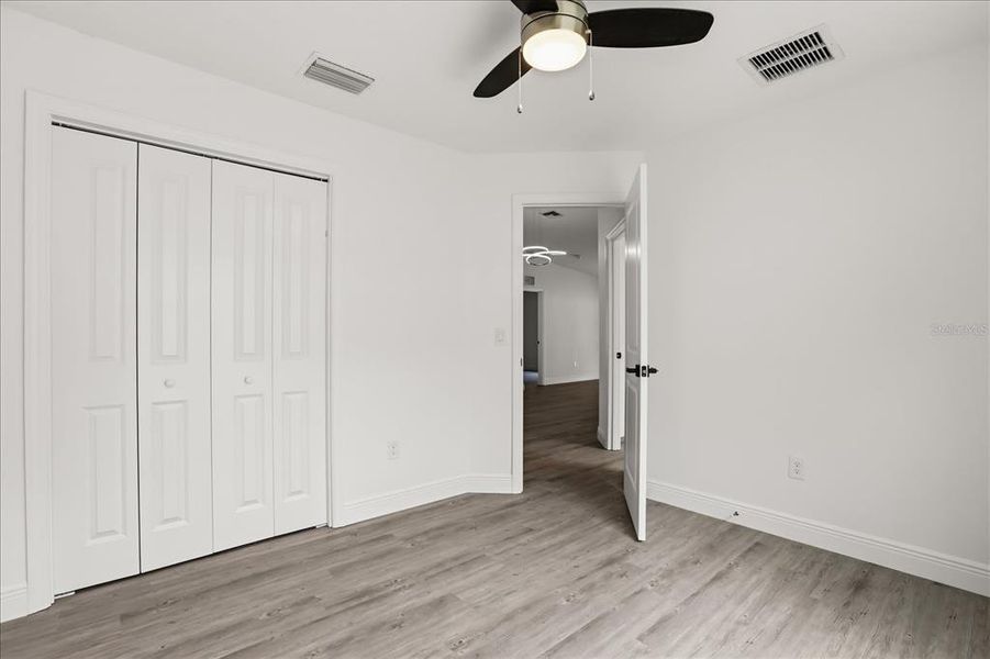 Spacious, unfurnished interior of a new home in , Leesburg (Image 16).
