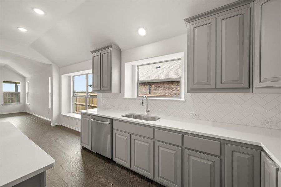 4329 Sun Meadow- Kitchen-5