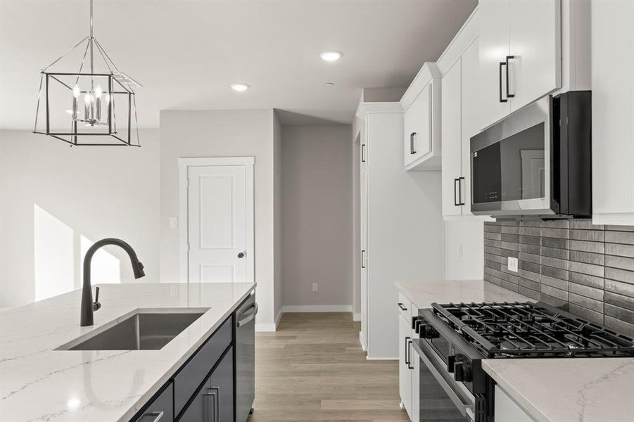 09. 704 Prosper - Kitchen (3)