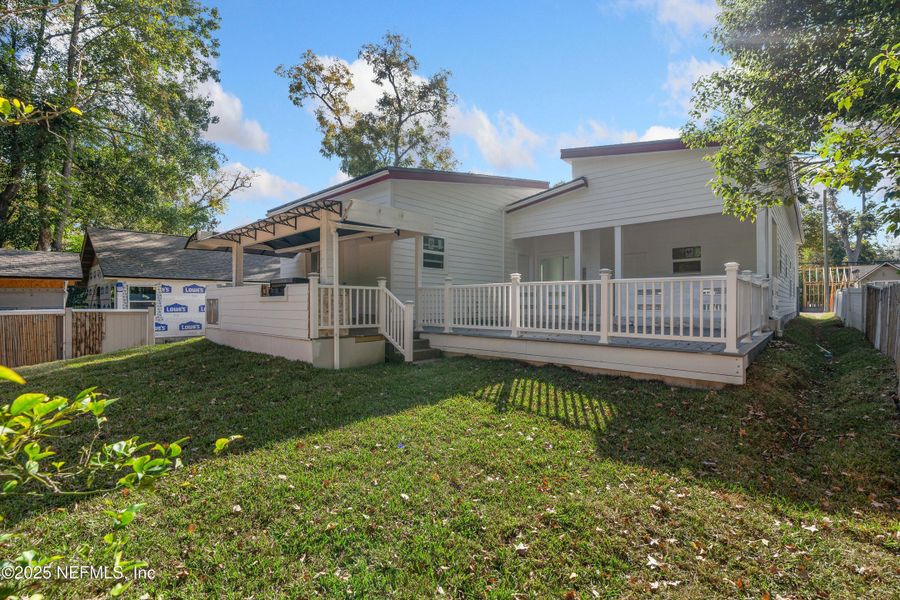 Exterior details and patio area of a home in , Jacksonville (Image 17). Exterior details and patio area of a home in , Jacksonville (Image 17).