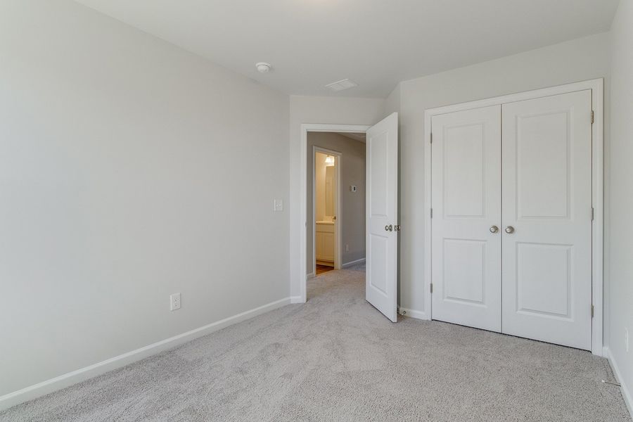 Spacious, unfurnished interior of a new home in Haynes Park, Columbia (Image 29).