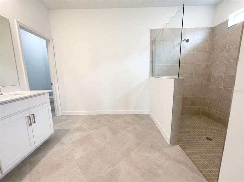 Image 32 of a home in Harbor East.