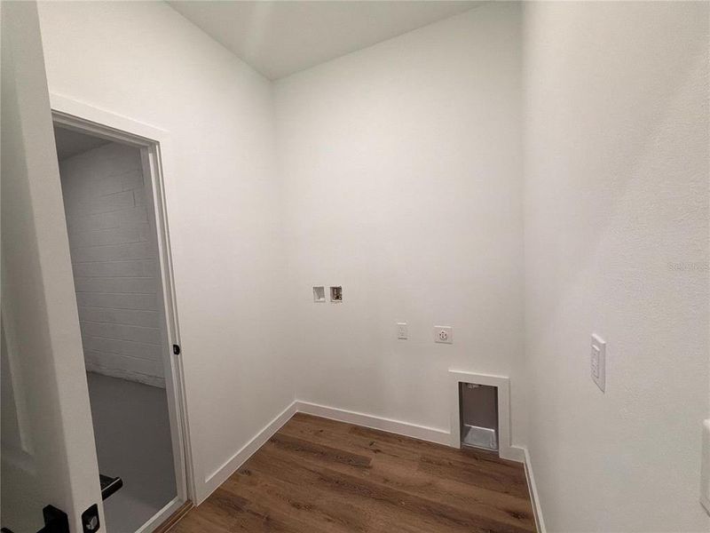 Spacious, unfurnished interior of a new home in , Dunnellon (Image 29). Spacious, unfurnished interior of a new home in , Dunnellon (Image 29).