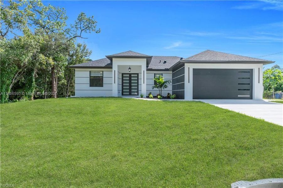 Exterior details and patio area of a home in , Lehigh Acres (Image 16). Exterior details and patio area of a home in , Lehigh Acres (Image 16).