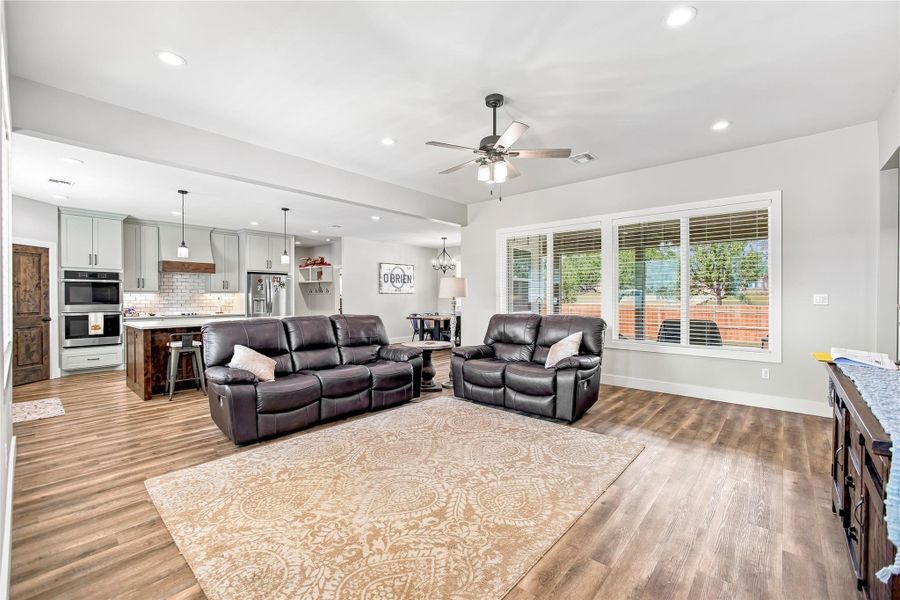 Furnished interior view inside a new home in , Cuero (Image 18).