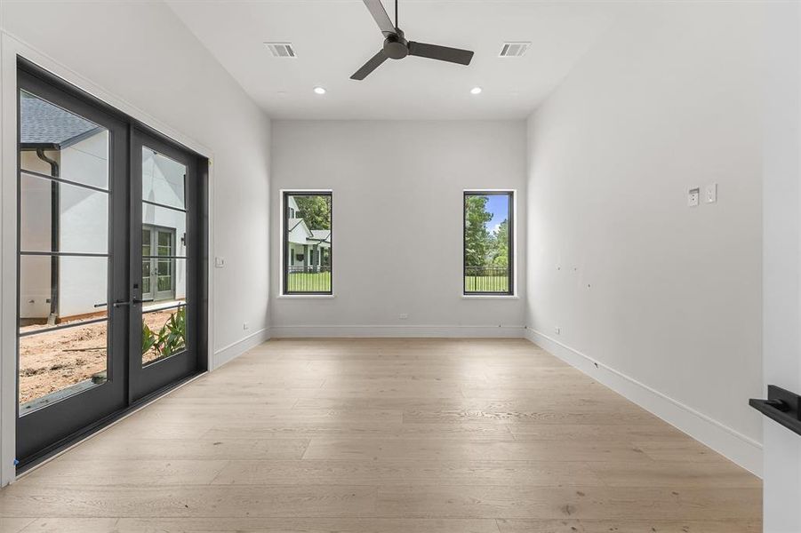Spacious, unfurnished interior of a new home in , Montgomery (Image 32).