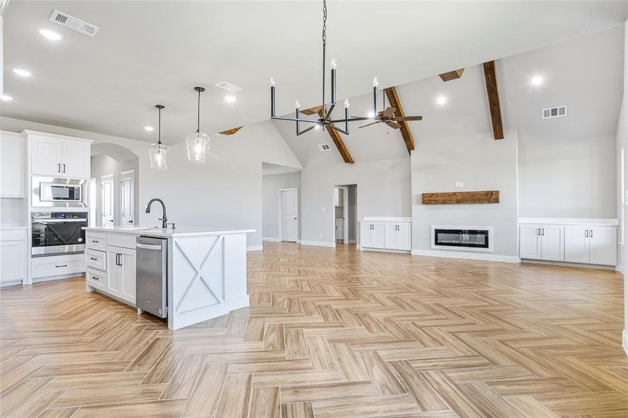 Spacious, unfurnished interior of a new home in , Venus (Image 28).