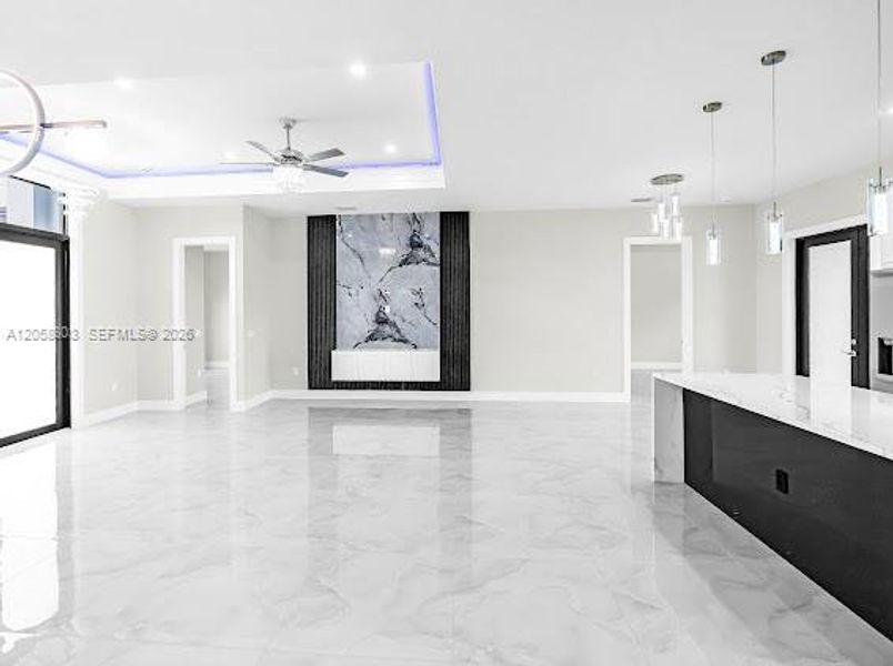 Spacious, unfurnished interior of a new home in , Naples (Image 25). Spacious, unfurnished interior of a new home in , Naples (Image 25).
