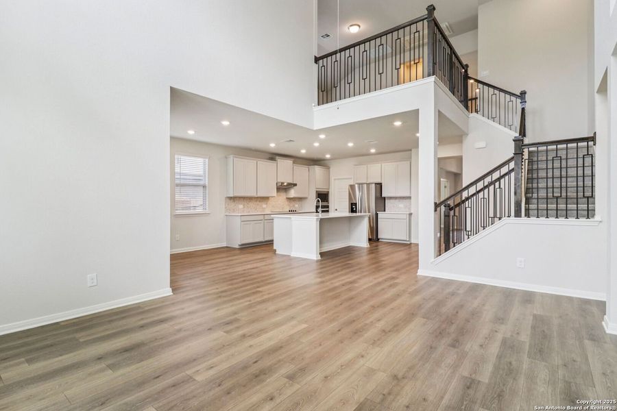 Spacious, unfurnished interior of a new home in Fox Falls, Boerne (Image 45).
