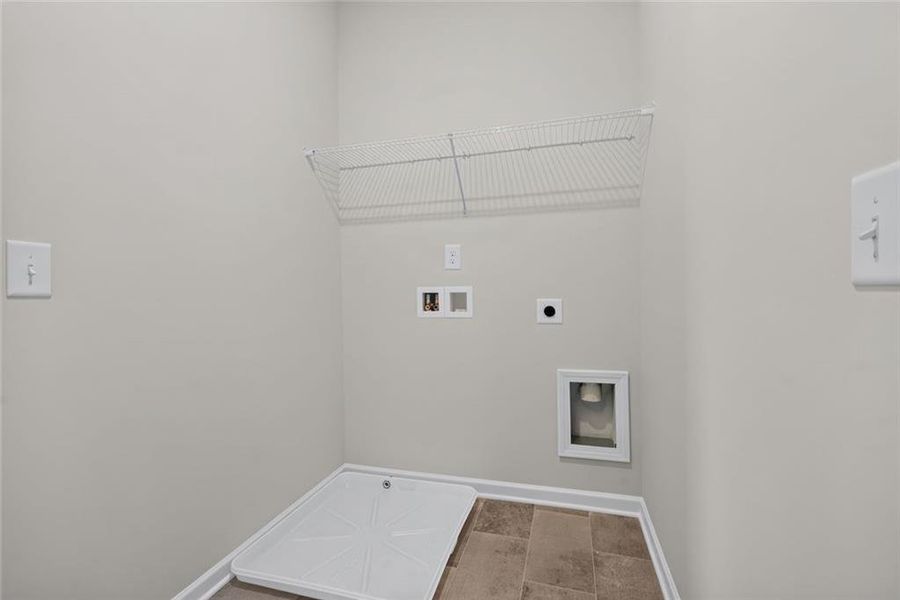 Spacious, unfurnished interior of a new home in Saddle Ridge, Calhoun (Image 18).