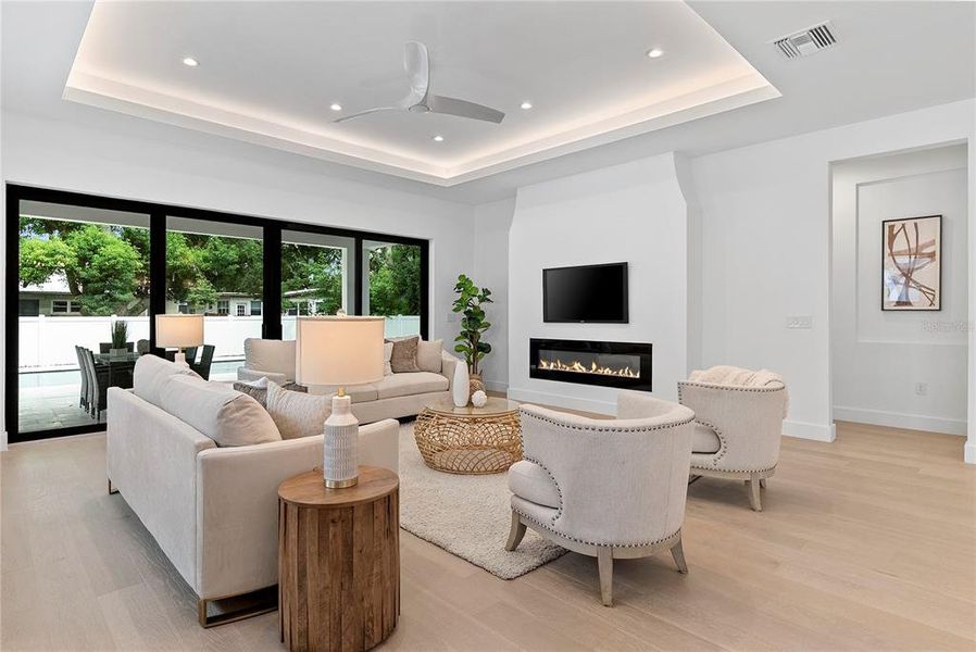 Furnished interior view inside a new home in , Orlando (Image 12).