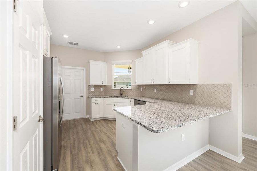 Furnished interior view inside a new home in , Ocala (Image 9).