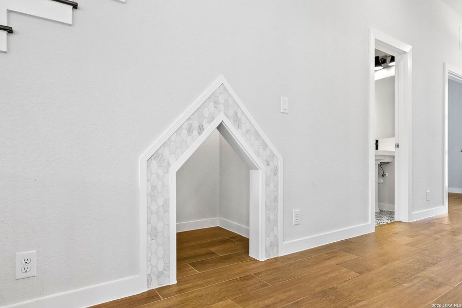 Spacious, unfurnished interior of a new home in Davis Ranch 60', San Antonio (Image 46).