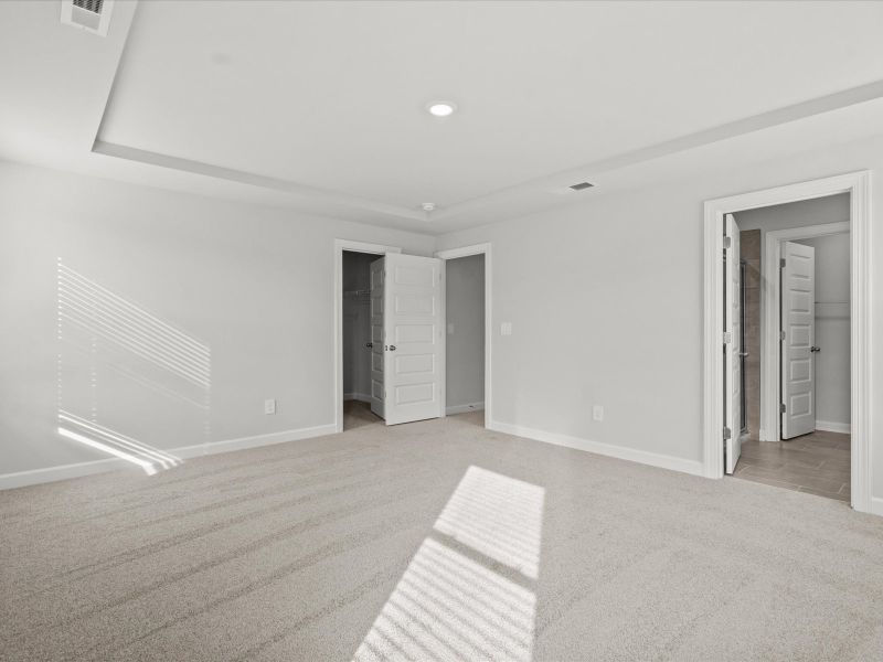 Spacious, unfurnished interior of a new home in Northbrook Village Townes, Taylors (Image 16).