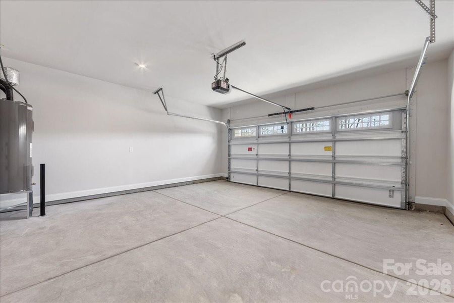 Falcon Plan Model Photo