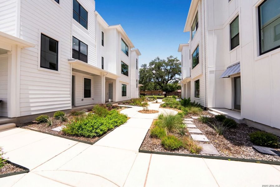 Exterior details and patio area of a home in Victoria Commons, San Antonio (Image 3).