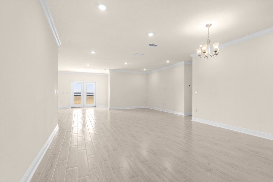 Spacious, unfurnished interior of a new home in Lake Merial, Panama City (Image 39).