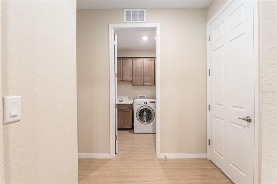 Furnished interior view inside a new home in , Ocala (Image 49).