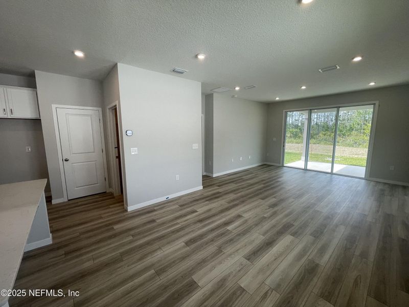 Spacious, unfurnished interior of a new home in Palm Series at Seminole Palms, Palm Coast (Image 35).