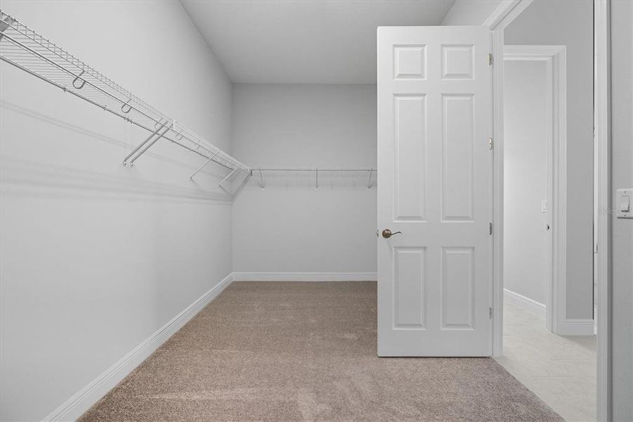 Spacious, unfurnished interior of a new home in Mirada, San Antonio (Image 13).