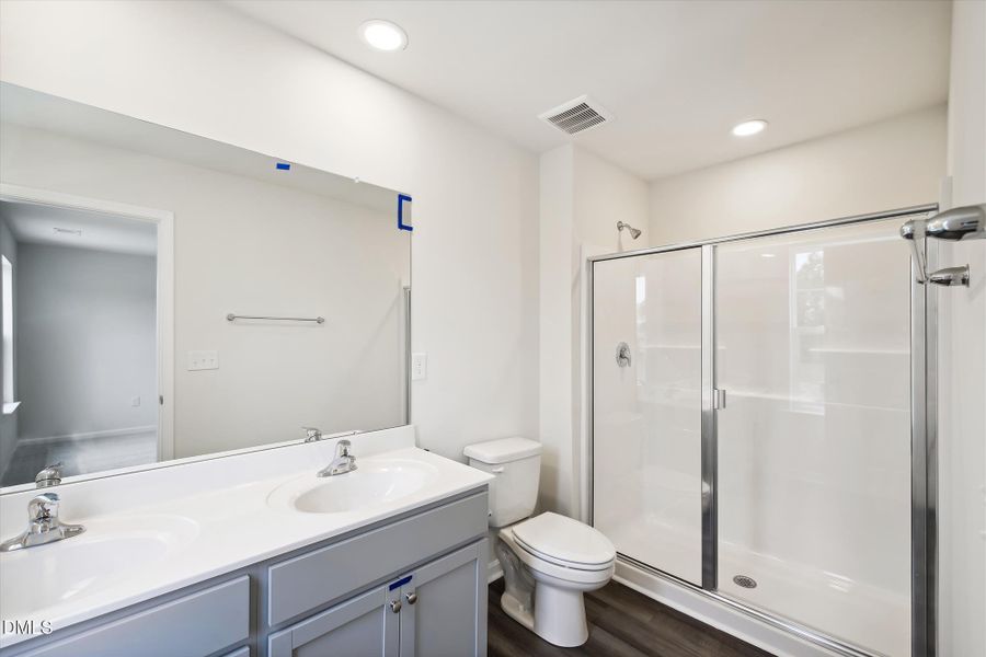 Summit -upper level-primary bath