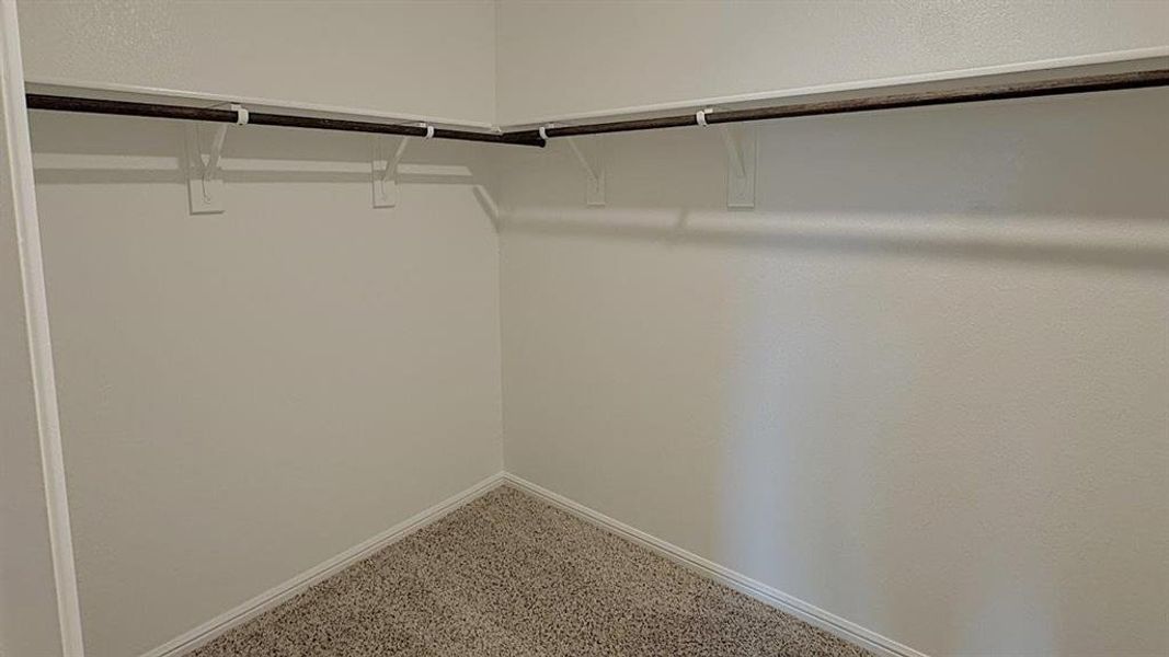 Spacious, unfurnished interior of a new home in Highlands at Chapel Creek, Fort Worth (Image 17). Spacious, unfurnished interior of a new home in Highlands at Chapel Creek, Fort Worth (Image 17).