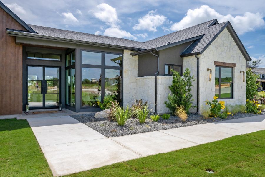 Image 36 of a home in .