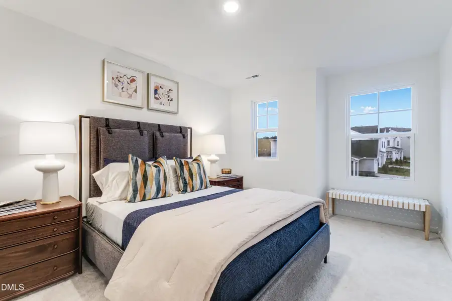 SUN_StellaView_Pic_Coleman_Bed2_1of2