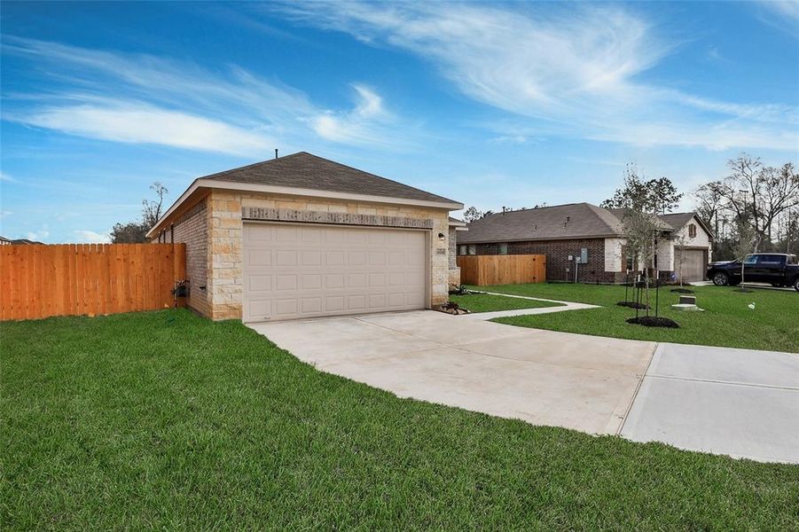 Image 33 of a home in Splendora Fields.