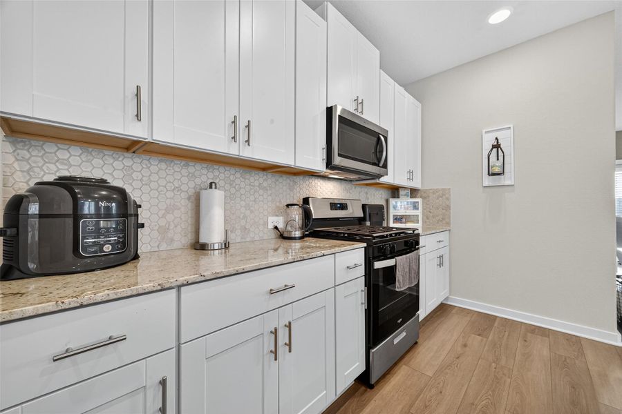Furnished interior view inside a new home in Mavera, Conroe (Image 10). Furnished interior view inside a new home in Mavera, Conroe (Image 10).