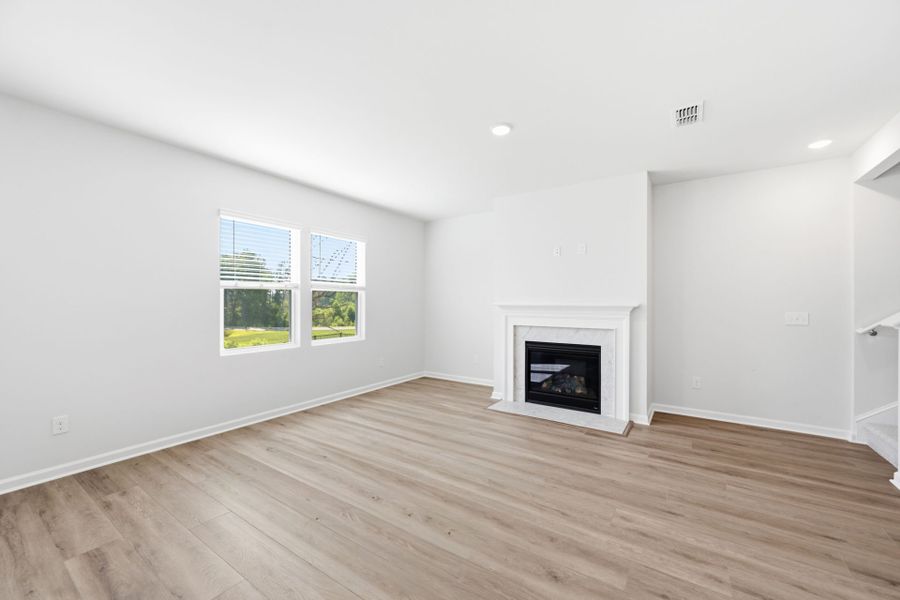 Spacious, unfurnished interior of a new home in Grand Arbor, Blythewood (Image 27).