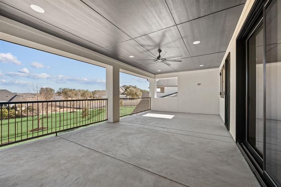 Exterior details and patio area of a home in Montclair, Prosper (Image 4).