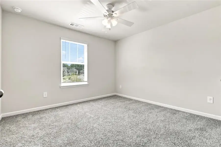 Spacious, unfurnished interior of a new home in Little River Falls, Woodstock (Image 20).
