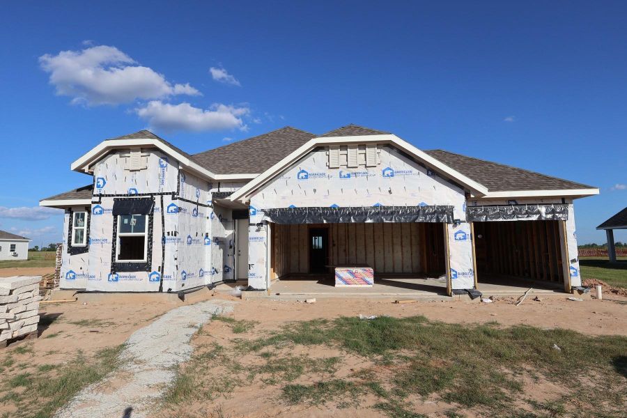 One story home with 3 bedrooms, 2.5 baths, and 3 car garage One story home with 3 bedrooms, 2.5 baths, and 3 car garage