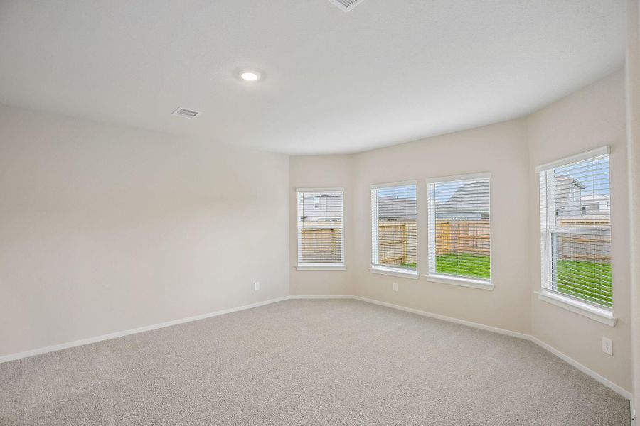 Spacious, unfurnished interior of a new home in Landing Meadows - Premier Series, New Caney (Image 24).