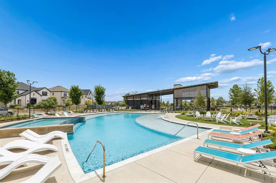 Community amenities in , McKinney (Image 38).