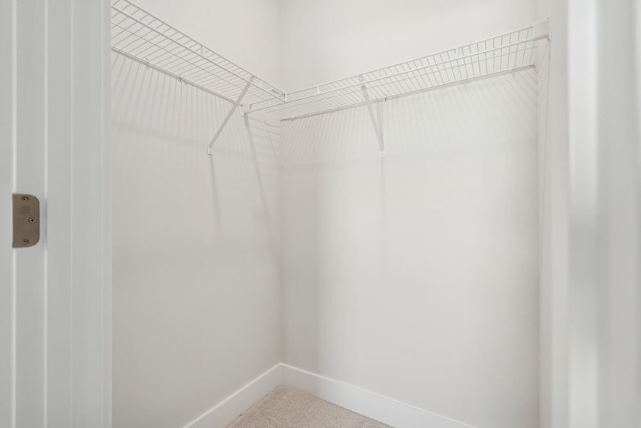 Spacious, unfurnished interior of a new home in , Summerville (Image 28).