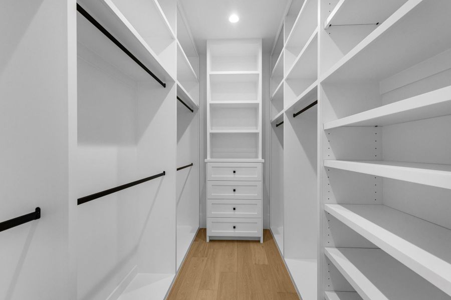 walk in closet 1 of 2