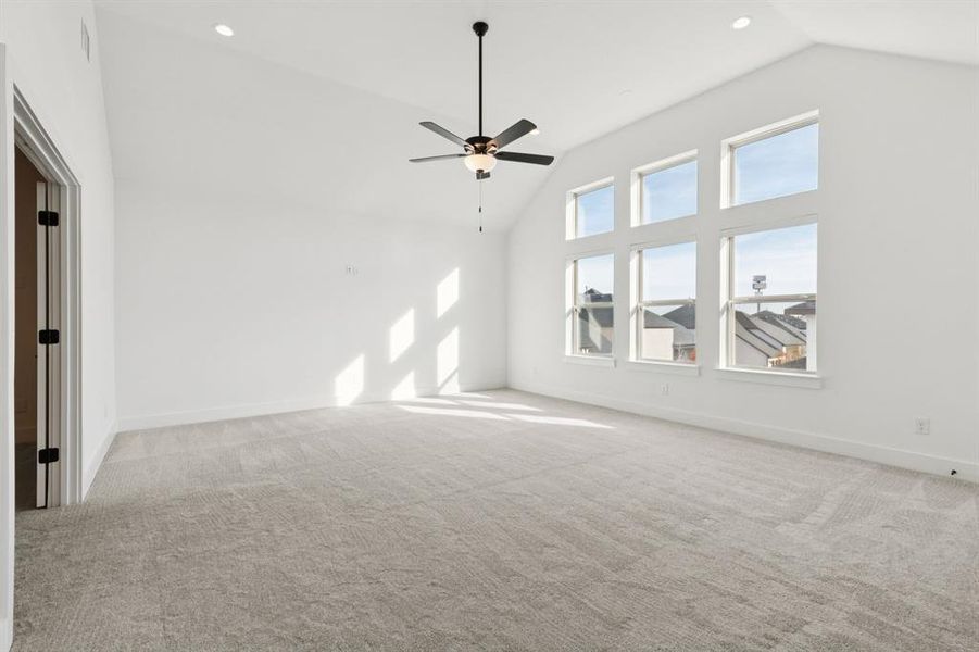 Spacious, unfurnished interior of a new home in , Copper Canyon (Image 33).