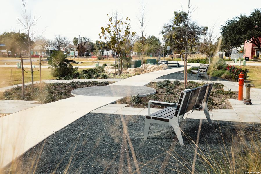 Community amenities in , San Antonio (Image 35).