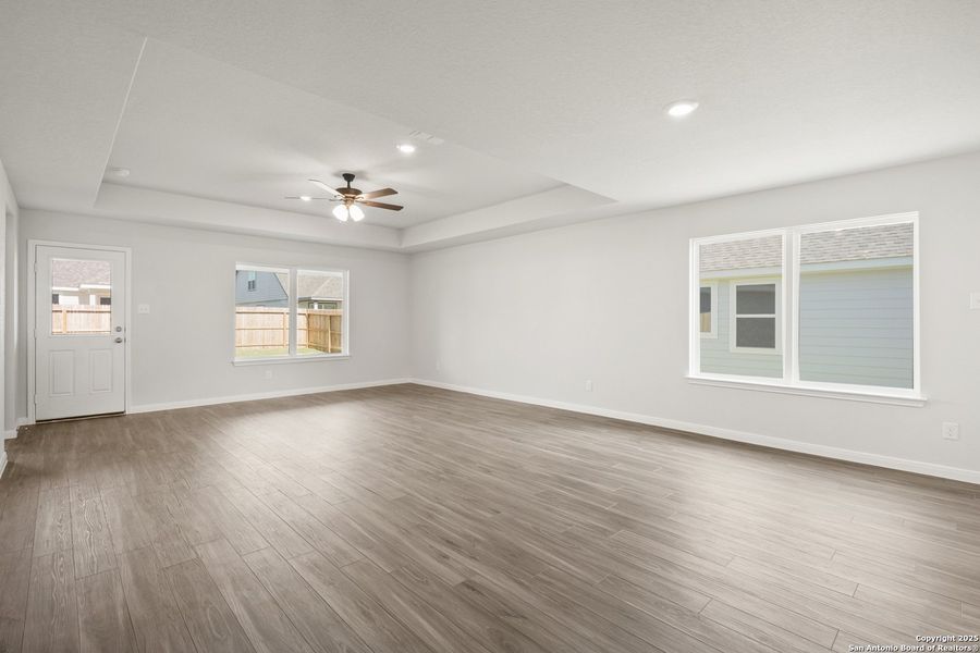 Spacious, unfurnished interior of a new home in Swenson Heights, Seguin (Image 28).
