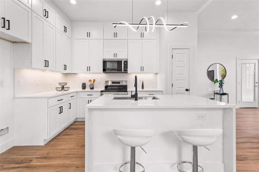 Furnished interior view inside a new home in , Dallas (Image 15). Furnished interior view inside a new home in , Dallas (Image 15).