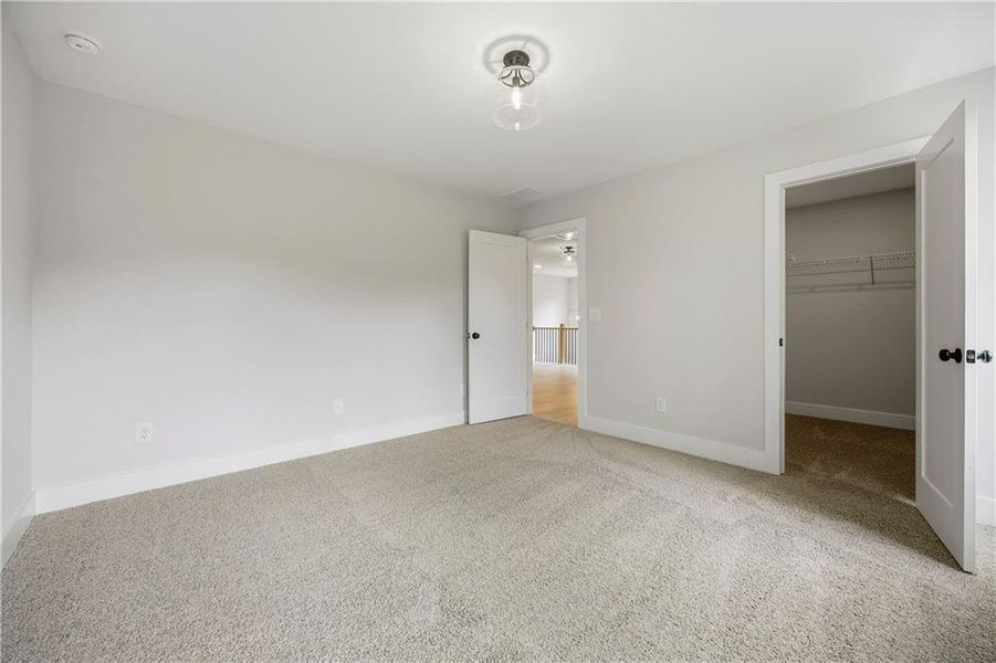 Spacious, unfurnished interior of a new home in Sterlington, Canton (Image 34).